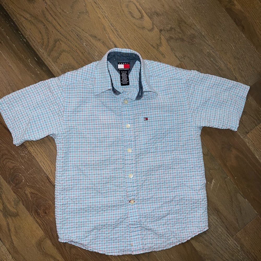 Tommy Hilfiger Kids Light Blue and Red short sleeve button up Shirt sz small